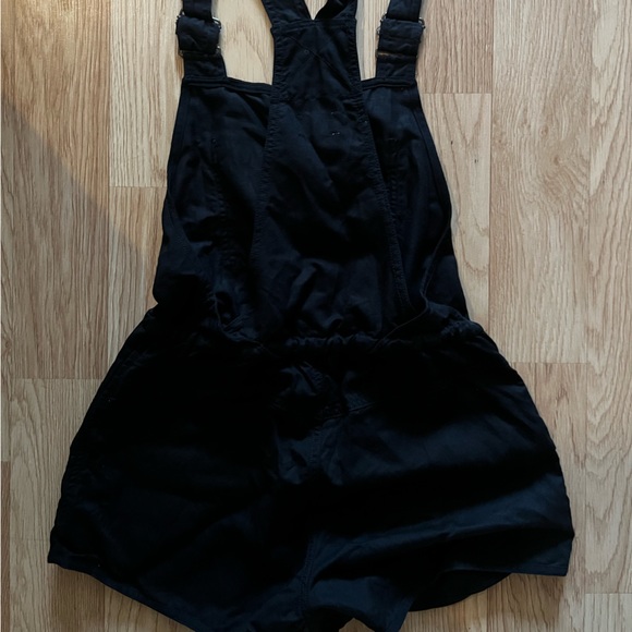 Wilfred free/ Aritzia  XXS NWOT overall shorts - Picture 3 of 4